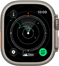 Apple Watch Ultra 4, титанов корпус, натурален цвят, Връщане по маршрута, показващо маршрут с посоки на компаса, дясна външна част, Digital Crown, издаден страничен бутон