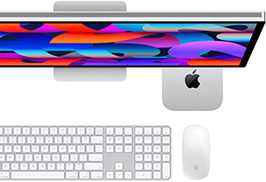 Mac mini под Studio Display, Magic Keyboard с Numeric Keypad, Magic Mouse