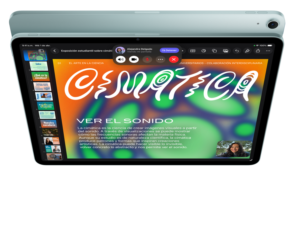 iPad Air, vista frontal, una persona participa en una llamada de FaceTime y consulta Keynote. Detrás se muestra la vista posterior de otro iPad Air