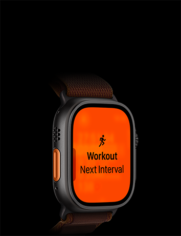 Apple Watch Ultra 4, titāna ietvars, melns, skriešanas treniņš, nākamais intervāls, kreisais sāns, oranža Action poga, Alpine Loop siksniņa