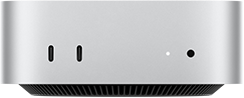 Mac mini, priekšpuse, divi Thunderbolt porti, statusa indikators un austiņu ligzda, melna trapecveida pamatne apakšā, plakana augšdaļa, noapaļoti sāni, taisnas malas, sudraba krāsa