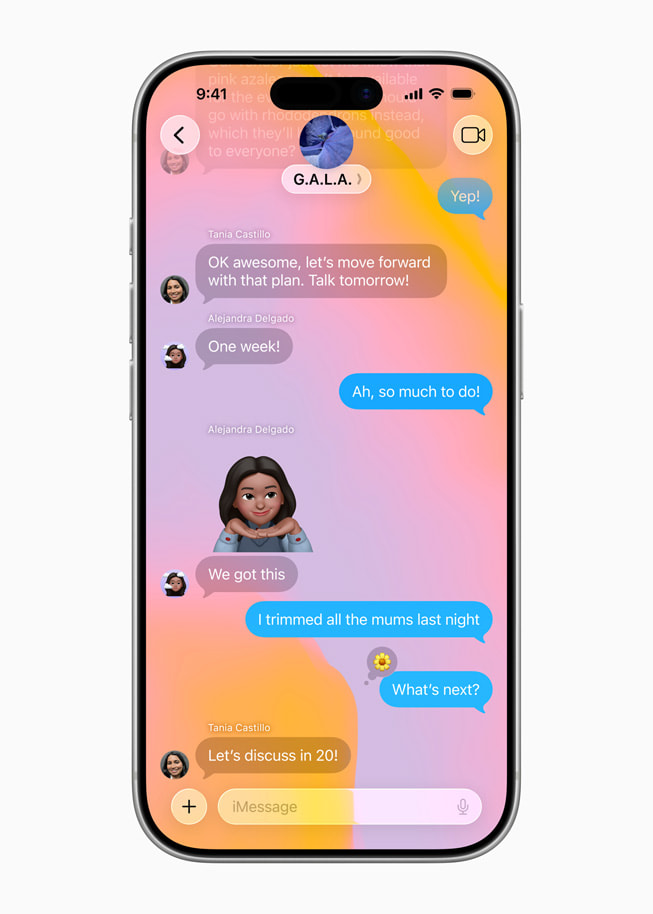 iPhone 17 Pro shows a colorful background in Messages.