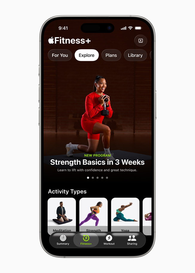 The Strength Basics in 3 Weeks program in Fitness+ displayed on iPhone.