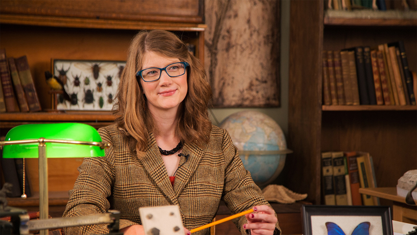 Emily Grasile, the Chicago Field Museum’s chief curiosity correspondent, hosts an Art Lab on March 21 at Apple Michigan Avenue.