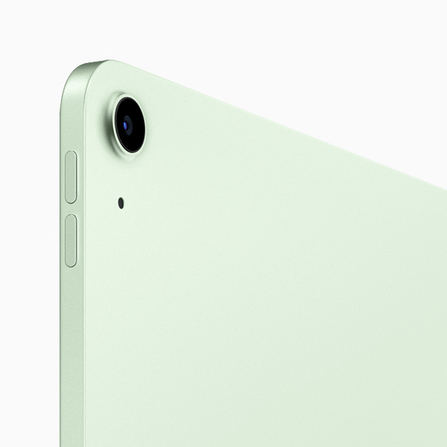 Primer plano de la cámara trasera del iPad Air en verde.