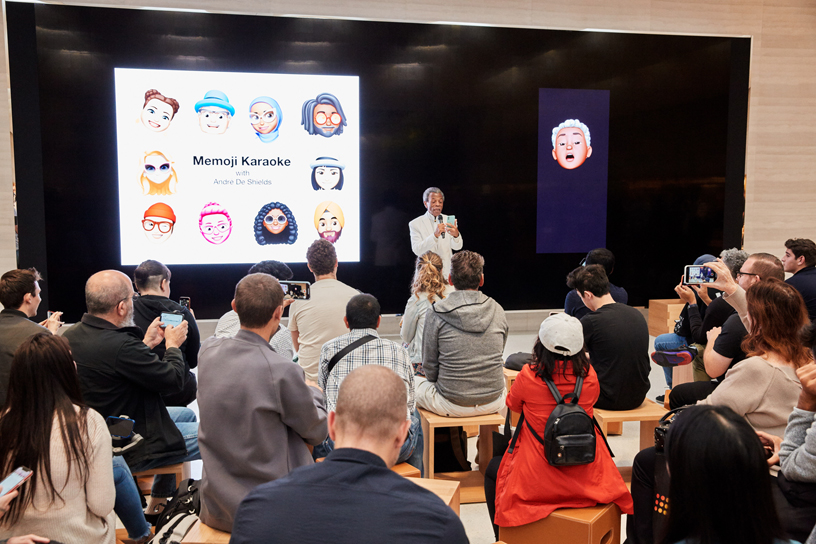 A Today at Apple session in the Forum at the new Apple Fifth Avenue. 
