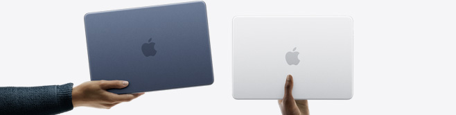 Farklı renklerde MacBook Neo laptoplar, her birini farklı bir kişinin eli tutuyor
